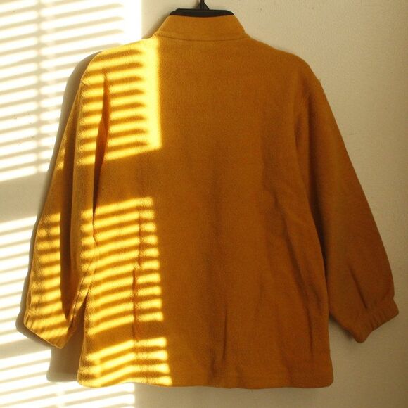 TKS Basic Pullover Sweater - Picture 2 of 6